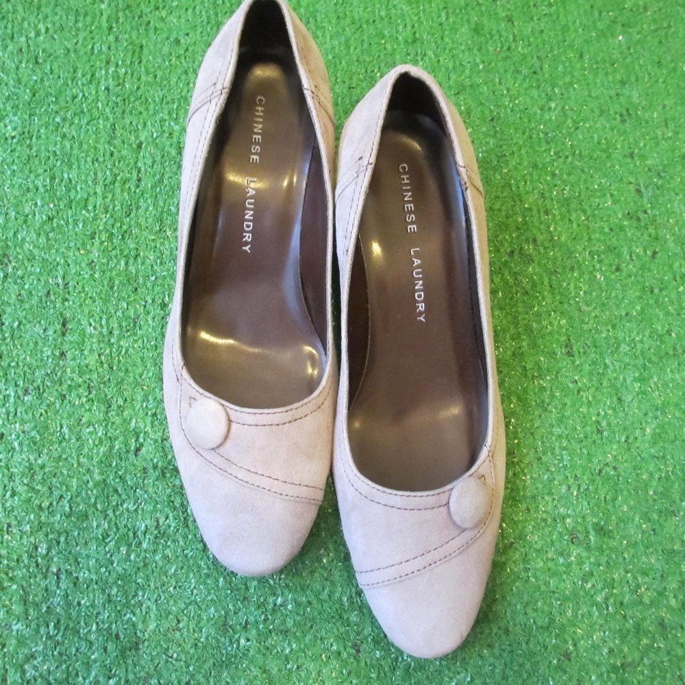 CHINESE LAUNDRY 8 M  SHOES GENUINE SUEDE HEEL 2,0